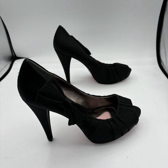 Paris Hilton High Heels Pumps Womens Size 9 Regal Black Peep Toe Bows Ruffles C2 - Picture 8 of 10